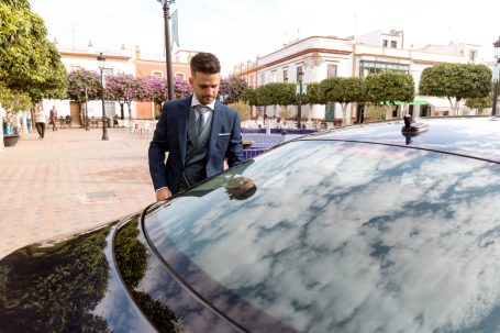 Novio Iglesia La Algaba Boda Entrada