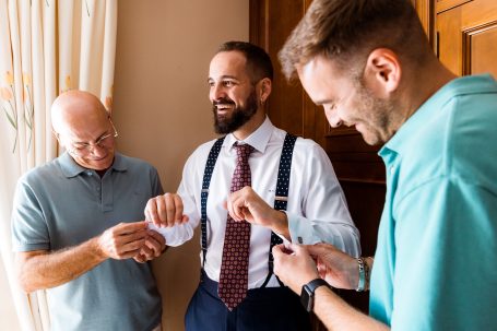 Momento intimo y divertido, antes de salir para la Hacienda Torrequemada, en Bollullos de la Mitación