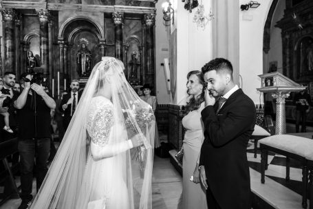 Novia Iglesia La Algaba Boda Entrada